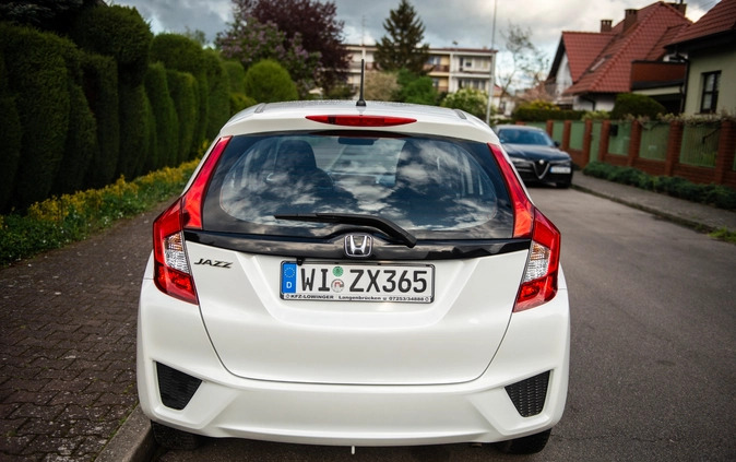 Honda Jazz cena 49900 przebieg: 75000, rok produkcji 2018 z Szczecin małe 781